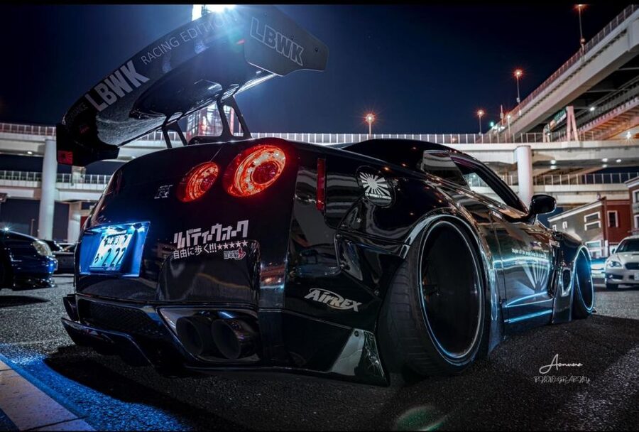 Tokyo Drift: GO Daikoku Car Meet R34 Skyline Car Club - Meeting the crew at Akihabara UDX