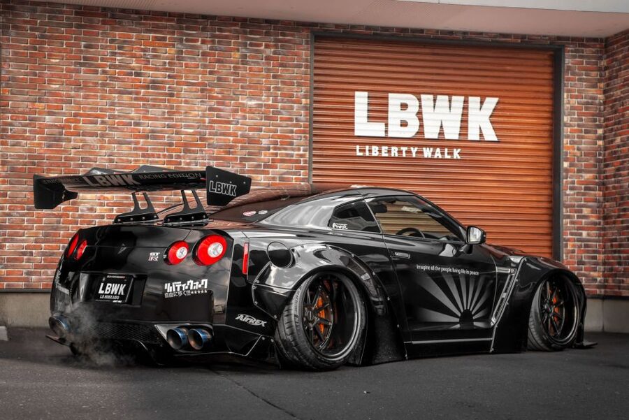 Tokyo Drift: GT-R Car Club R35 Liberty Walk Daikoku meeting - Returning across Rainbow Bridge to Tokyo Tower
