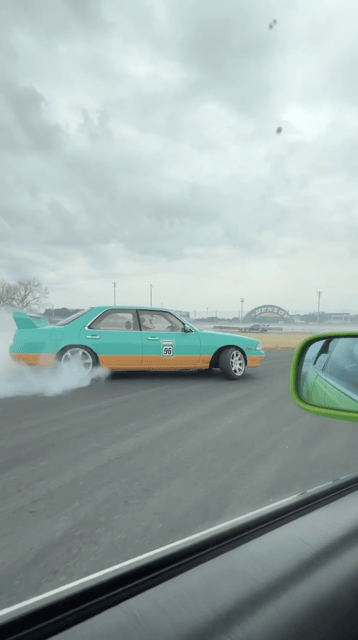 Tokyo Drift Self Driving Private Lesson w/ OG Teacher Japan - Your first hour of practice: learning the donut