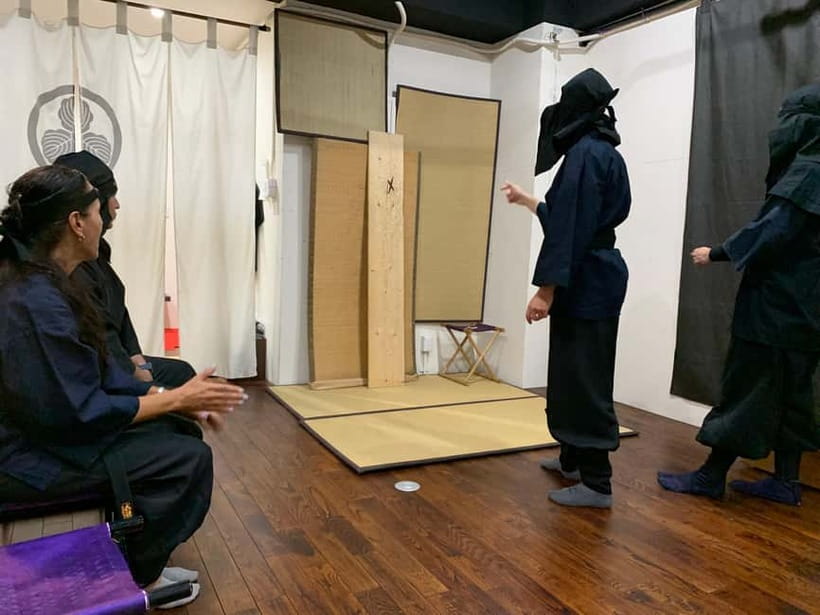Tokyo: Elite Ninja Samurai Hands-on Mission Insights, 90 min - Starting with meditation and a clan introduction