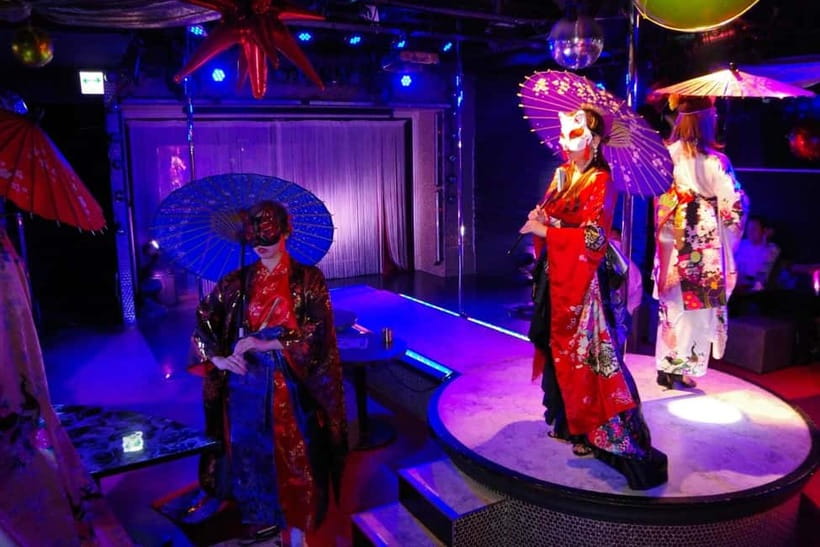 Tokyo: Entertaiment bar NEST - Key points to know before booking