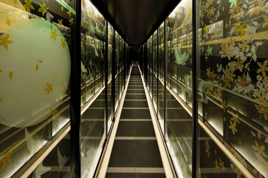 Tokyo: Exquisite Wagyu Beef Experience at Yakiniku Nikunone - Private rooms and service