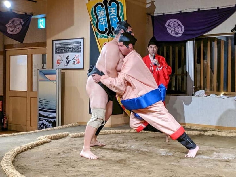 Tokyo: Family Sumo Workshop & Live Wrestling Show with Lunch - The Exhibition Match Has Real Force