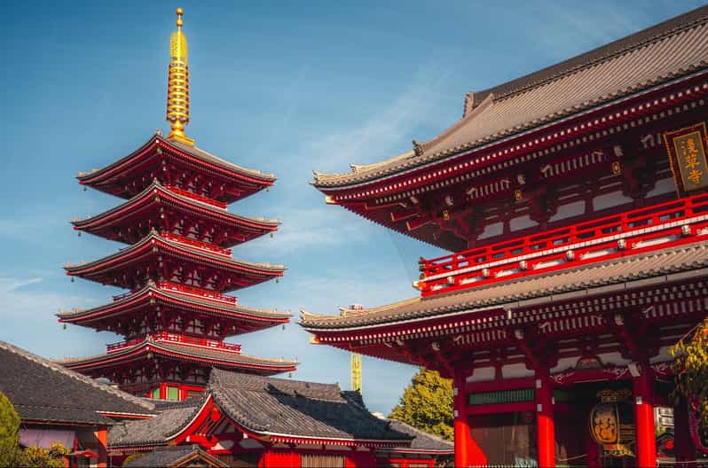 Tokyo full day Spanish speaking tour with hotel pick up and drop off. - Akihabara, where electronics meet anime