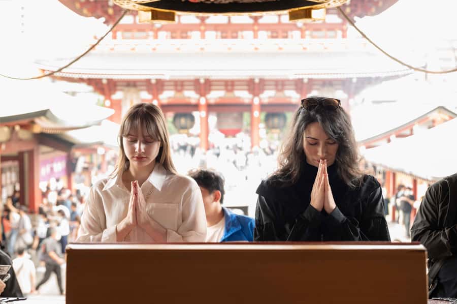 Tokyo: Full-Day Tour w/Tea Experience,Buffet Lunch & Cruise - Guides, buses, and the rhythm of the day