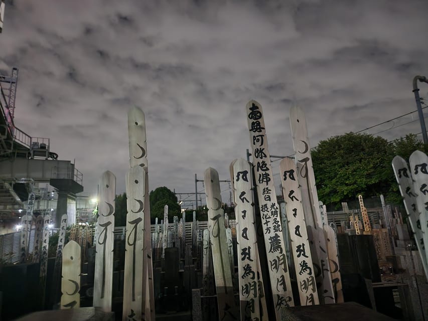 Tokyo: Ghost Tour with Scary Japanese Stories and Folklore - What the guides add to the evening