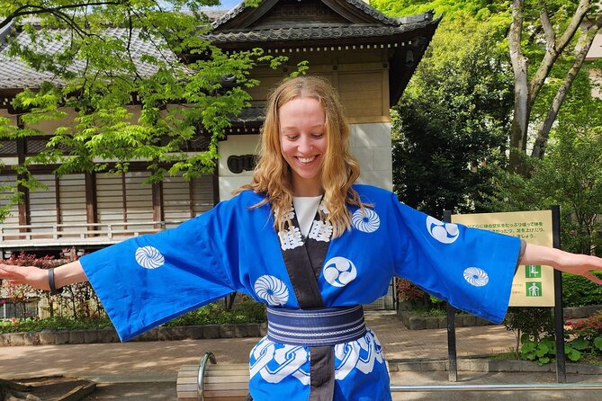 Tokyo - Grand Sumo Tournament - Finding the meeting point at 10:00 am