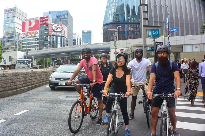 Tokyo Guided Small-Group Biking Tour - Buying a bento and eating beside Tokyo Bay
