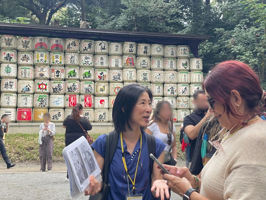 Tokyo: Harajuku Meiji Shrine to Shibuya Crossing Guided Tour - Omikuji and learning how to make a wish