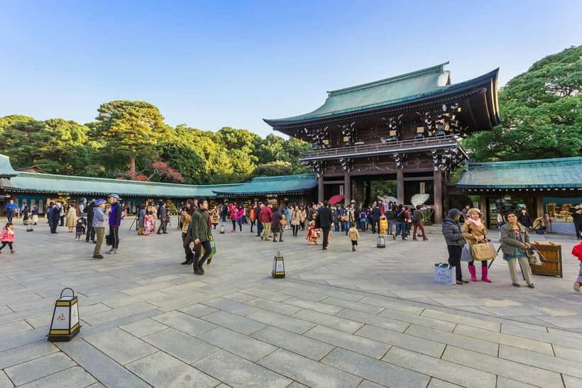 Tokyo: Iconic City Tour – Skytree, Shibuya & Imperial Palace - Takeshita Street: a quick taste of Harajuku