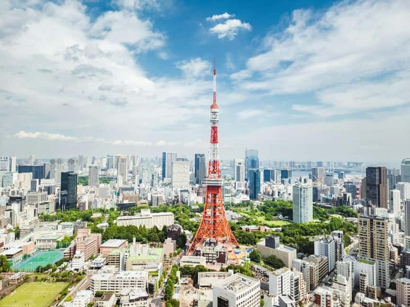 Tokyo: Iconic City Tour – Skytree, Shibuya & Imperial Palace - Tokyo Tower and Skytree: two very different viewpoints