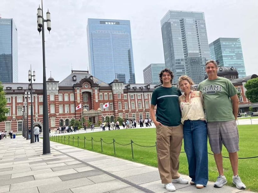 Tokyo: Imperial Palace East Gardens and Tokyo Station Tour - From Wada-kura Fountain Park to the palace grounds
