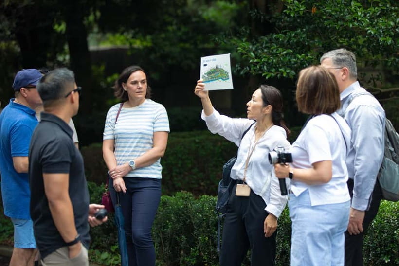 Tokyo: Imperial Palace East Gardens Walking Tour - Why these gardens matter in Tokyo