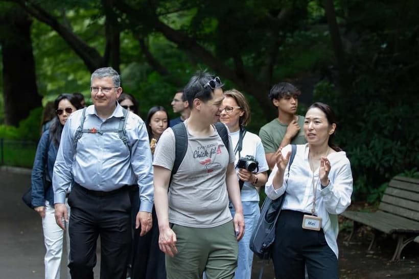 Tokyo: Imperial Palace East Gardens Walking Tour - How the 2.5 hours feel on foot