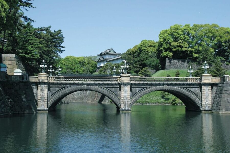 Tokyo: Imperial Palace, Sensō-ji Temple, & Tokyo Tower Tour - Nijubashi Bridge and the Imperial Palace outer grounds