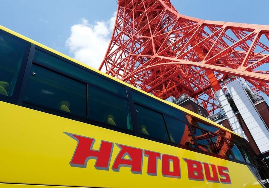 Tokyo: Imperial Palace, Sensō-ji Temple, & Tokyo Tower Tour - The guide and the value of the bus