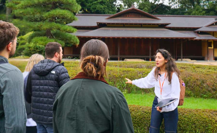 Tokyo: Imperial Palace, the history of Japan (ENGLISH GUIDE) - From Wadakuramon Fountain Park to Otemon Gate