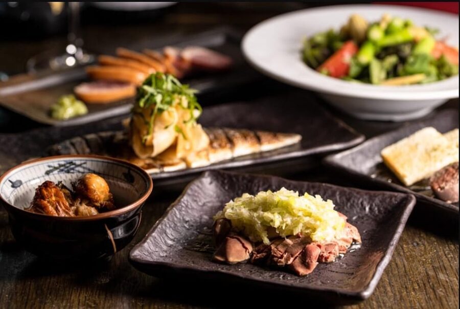 Tokyo: Izakaya Bar Experience at Kuuraku Ginza Reservation - Sake, wine, and the real cost of dinner