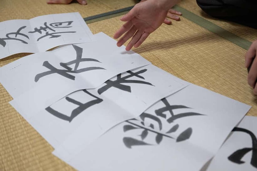 Tokyo: Japanese Calligraphy Lesson with Skilled Instructor - A patient teacher with useful language skills