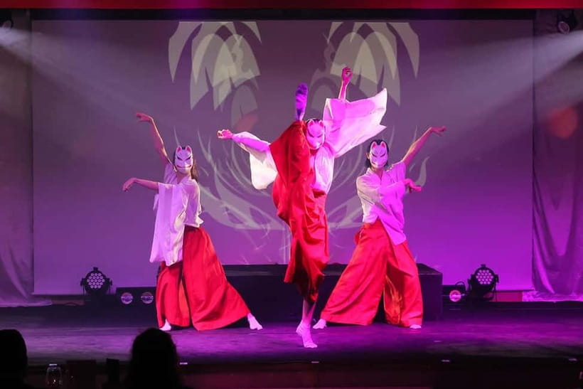 Tokyo: Legend Samurai Entertainment Night in Kanda Shrine - The cast is part of the experience