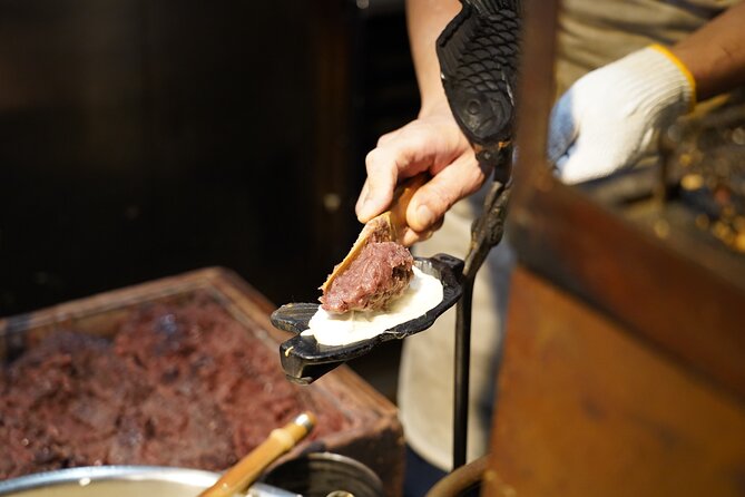Tokyo: Local Foodie Adventure near Roppongi - A special stop for Sailor Moon fans