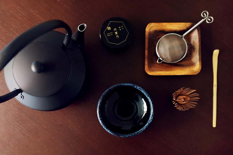 Tokyo: Matcha and Kimono Experience - Choosing a kimono without a 30-minute dressing session