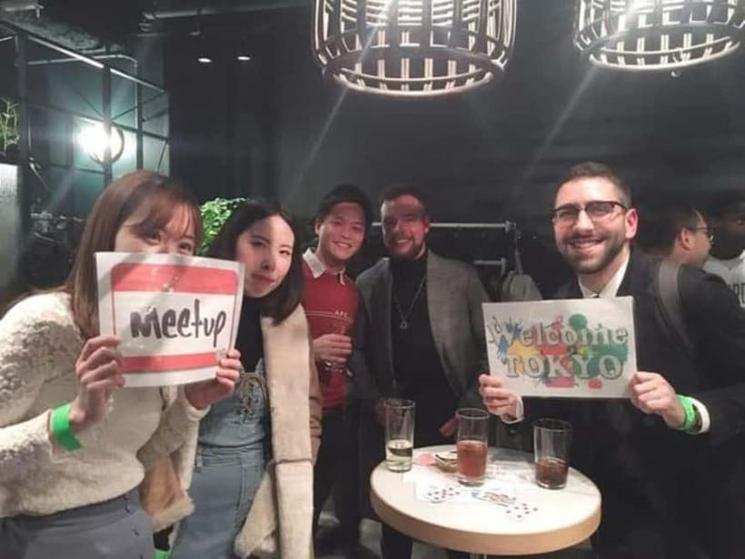 Tokyo: Meet Locals & Travelers Gathering All-You-Can-Drink - What the all-you-can-drink system includes