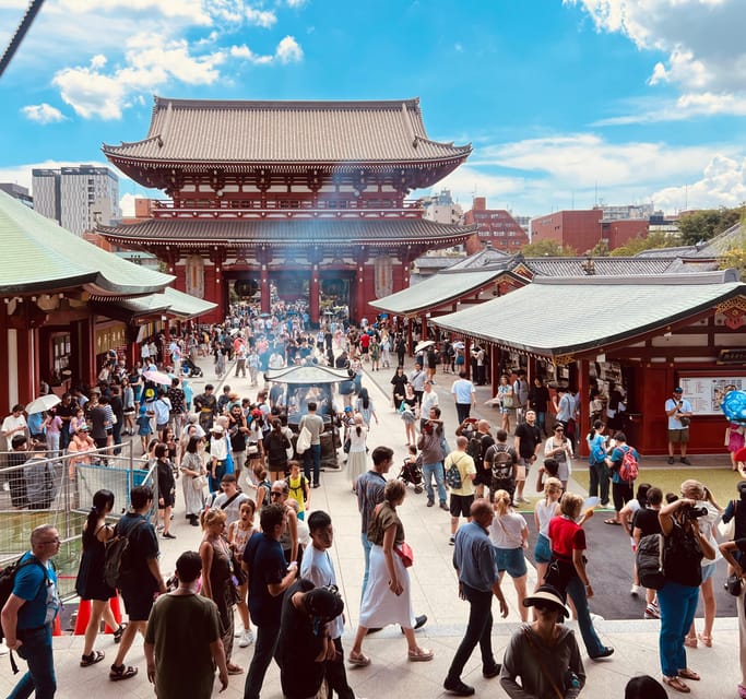 Tokyo: Meiji Jingu Shrine and Shinto Culture Walking Tour - Meiji Jingu Gyoen and the First Lessons