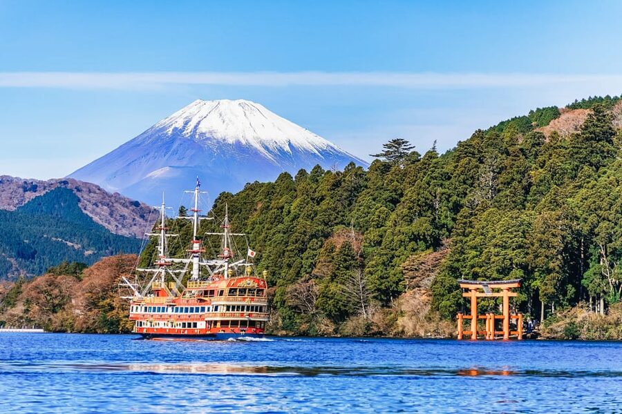 Tokyo Mt Fuji 5th St & Hakone Cruise Bus Tour w/Bullet Train - The coach ride from Tokyo