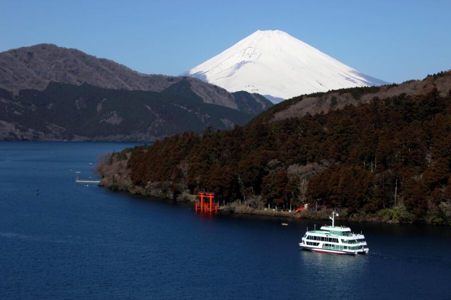 Tokyo: Mt. Fuji 5th Station & Hakone Cruise 1-Day Bus Tour - Riding the Hakone Ropeway