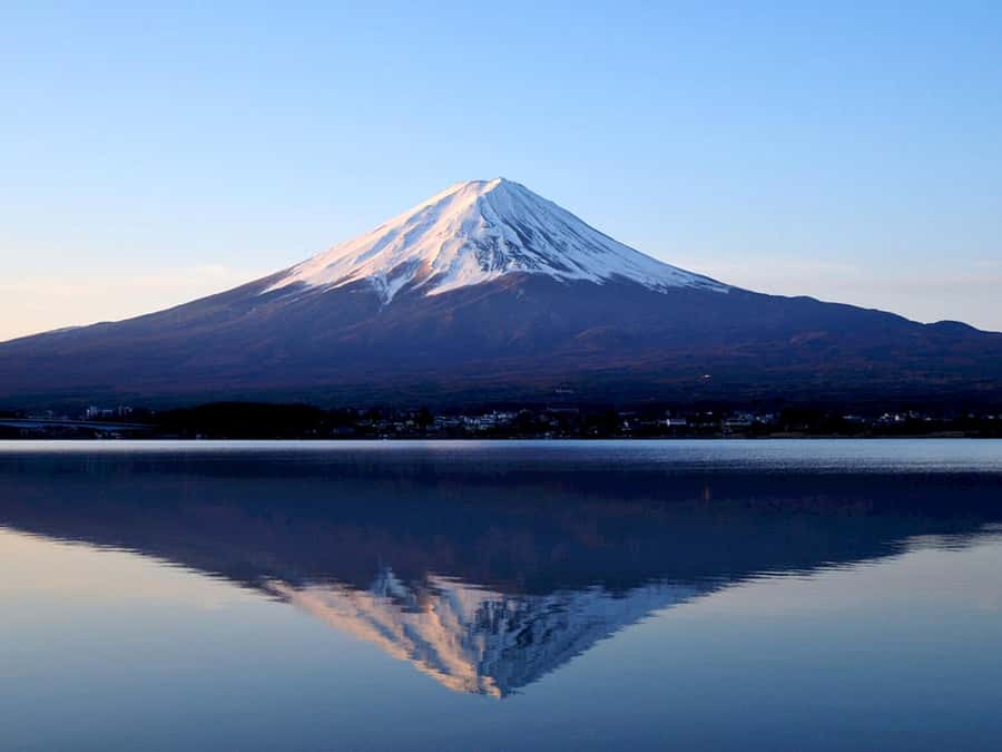Tokyo: Mt. Fuji and Kawaguchiko Full-Day English Guided Tour - Lunch at Highland Resort Hotel and Spa