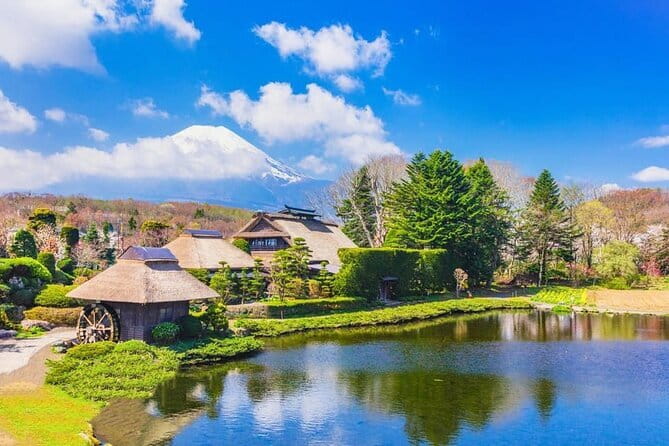 Tokyo: Mt.Fuji Area, Oshino Hakkai & Kawaguchi Lake Day Trip - The first Fuji view at the fifth station