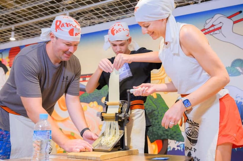 Tokyo: Mt. Fuji, Hakone, Arakura Fuji Sengen w/ Ramen Making - Key points to know before booking