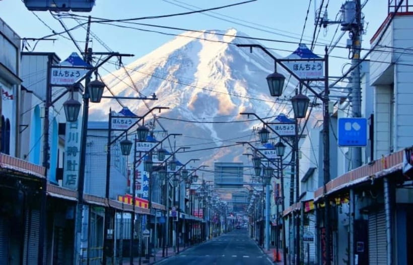 Tokyo: Mt. Fuji Highlights Tour with Lake Kawaguchi Cruise - From Ginza to Fuji country