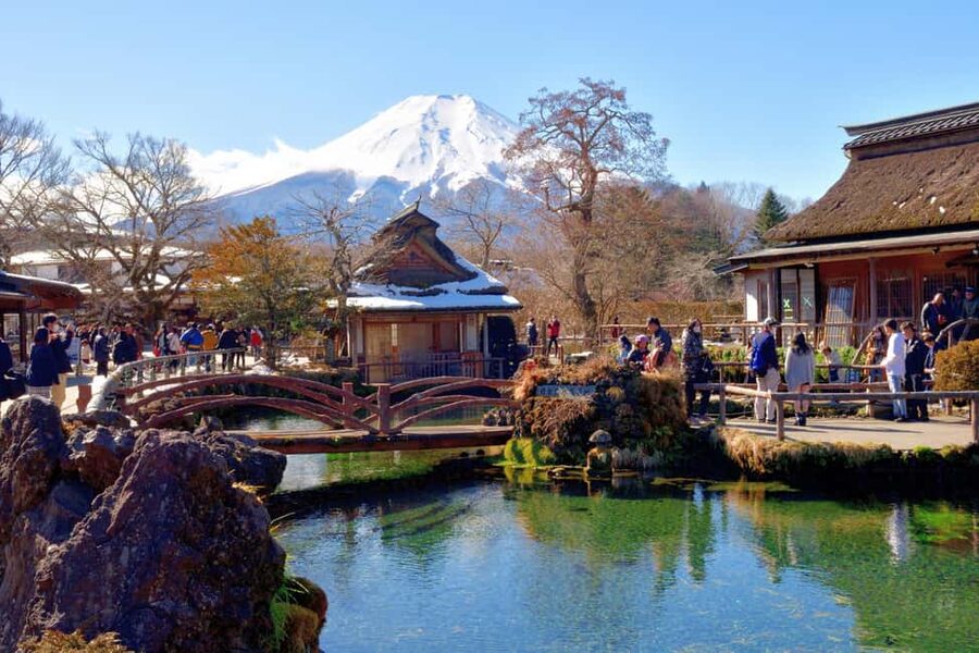 Tokyo: Mt Fuji, Kamakura, Lake Ashi & Big Buddha Guided Tour - One day from Ginza to the foot of Mount Fuji