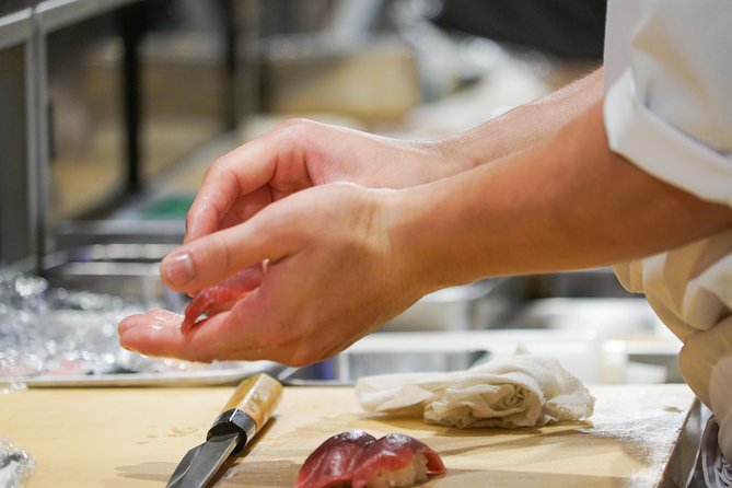 Tokyo Night Foodie Tour in Shinjuku - Seasonal Sushi, Wagyu Beef - Seasonal omakase sushi at a local-style counter