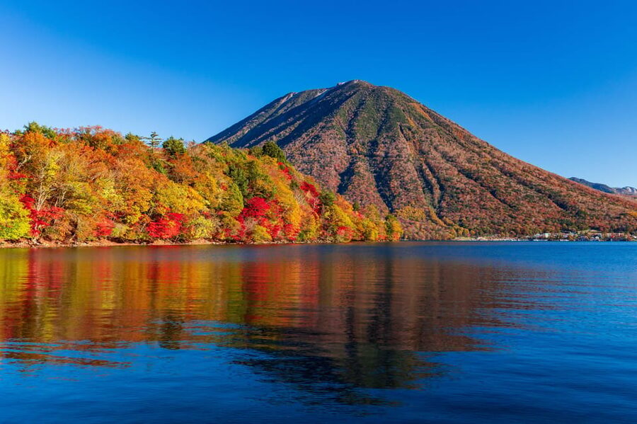 Tokyo: Nikko Toshogu Shrine and Kegon Waterfall Tour - Shinkyo Bridge and the sacred entrance to Nikko