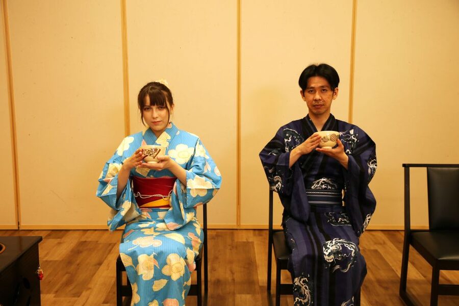 Tokyo: Practicing Zen with a Japanese Tea Ceremony - Meeting opposite Tokyo Tower