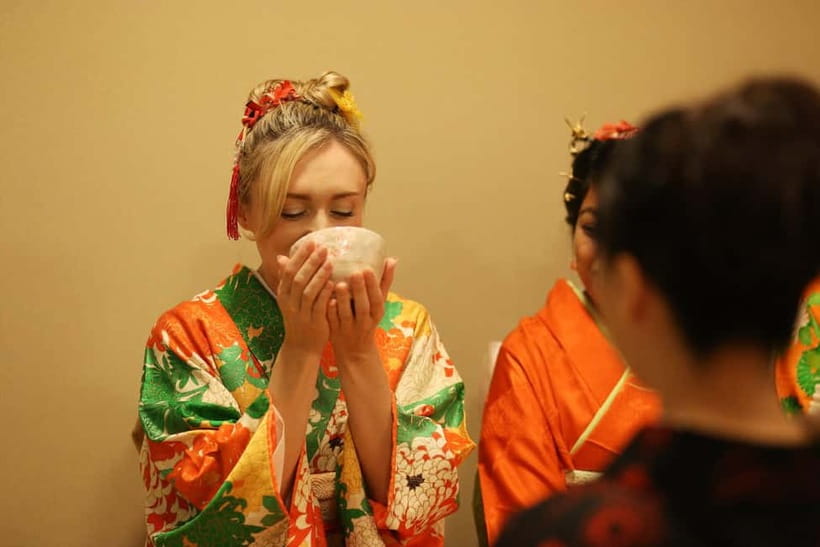 Tokyo: Practicing Zen with a Japanese Tea Ceremony - What the instructors add