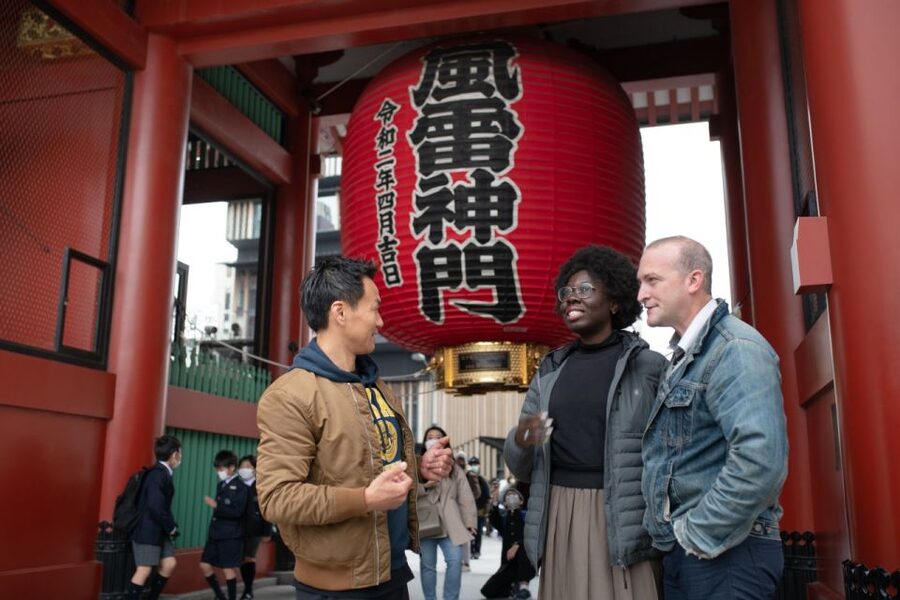 Tokyo: Private Custom Insider Tour with a Local Host - Akihabara, Harajuku, and Shibuya for modern Tokyo