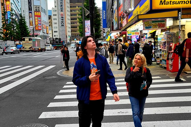 Tokyo Private Customized Walking Tour (Option Car Tour Available) - Imperial Palace and Tokyo Tower