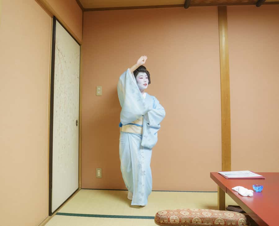 Tokyo: Private dinner with Geisha at a Member's only Ryotei - Key points to know before booking
