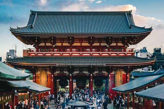Tokyo Private Full-Day Tour by Car or Van - Why a private car makes Tokyo easier
