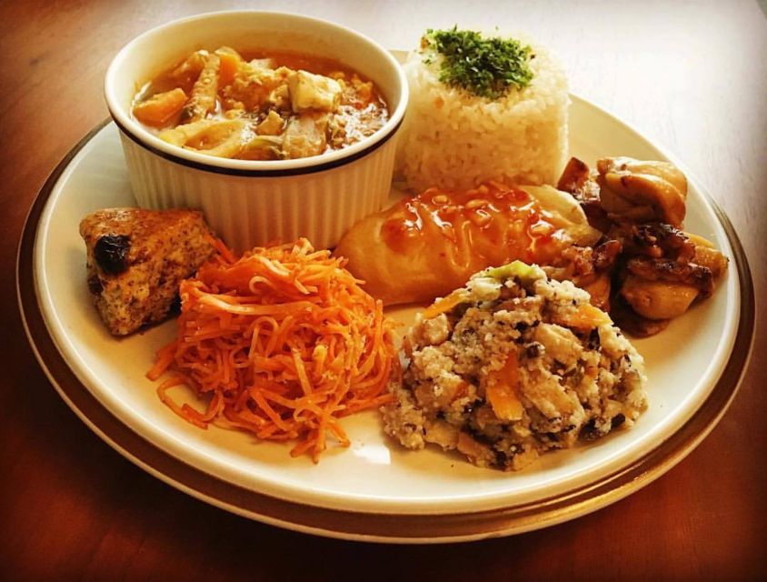 Tokyo: Private Japanese Cooking Class with a Local Chef - What cooking with Sato is like