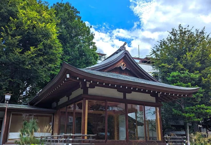 Tokyo: Private Morning Run with Sento Bath Experience - The secret stop, viewpoint, and lesser-known corners