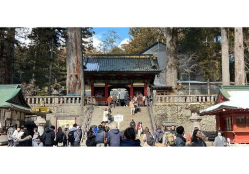 Tokyo: Private Nikko Sightseeing Tour In Luxury Land Cruiser - Narabi Jizo and the human side of Nikko’s sacred sites