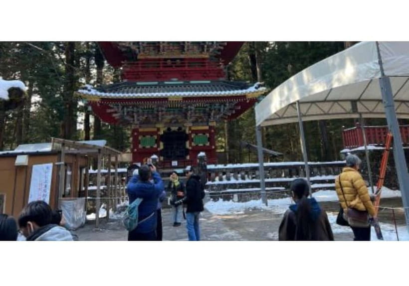 Tokyo: Private Nikko Sightseeing Tour In Luxury Land Cruiser - Lake Chuzenji and the mountain road