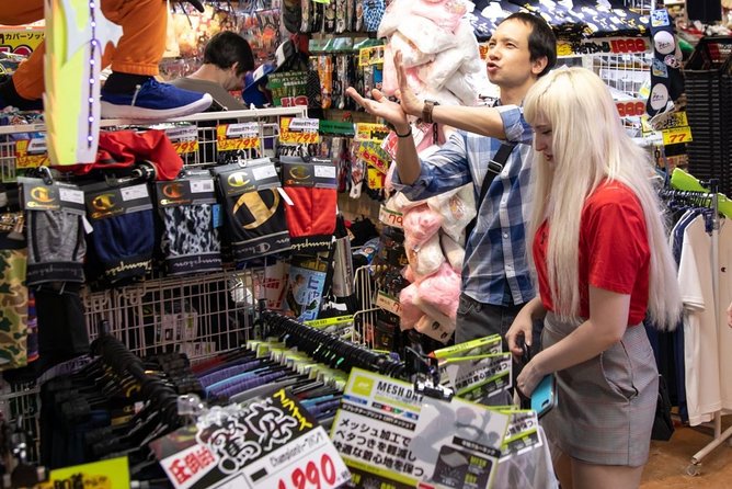 Tokyo Private Off-Beat Tour Hidden Oddities & Icons with a Local - Why this Tokyo walk feels different