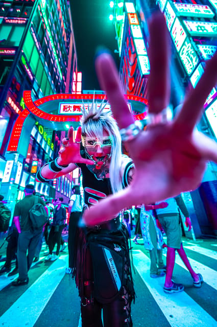 Tokyo Private photo tour with Nightstreet Neon photographer - Tokyo neon photography with Hiroyuki Okawara