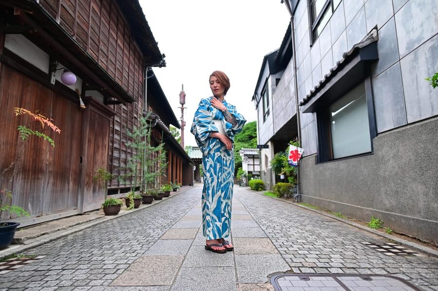 Tokyo Private photo tour with Nightstreet Neon photographer - Practical clothing and walking advice